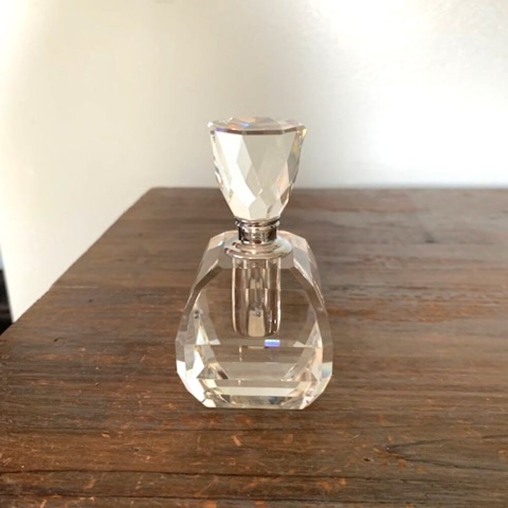 Mikasa "Crosby" Crystal Perfume Bottle - Picture 2 of 7